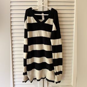 Ivivva girls size 14 striped sweater dress